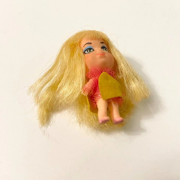 Vintage Liddle Kiddle Laffy Lemon Doll and Unmarked Miniature 2 Inch Doll - Picture 5 of 16